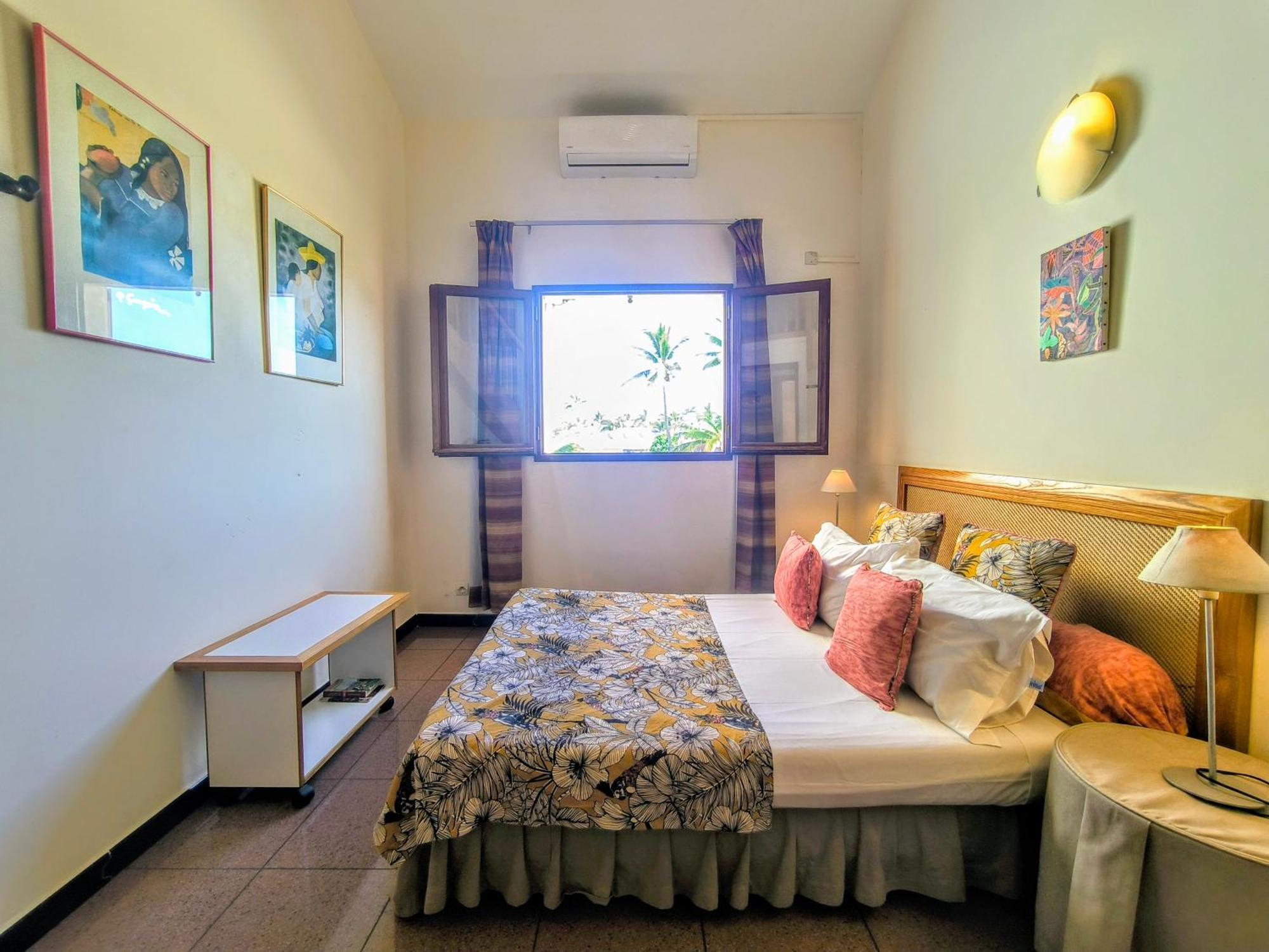 Le Tournesol Apartment La Saline Les Bains Exterior photo